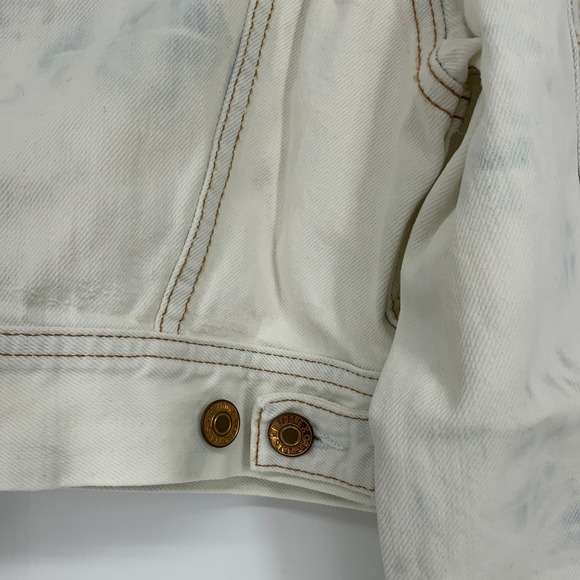 NEW RE/DONE Size X-Small Cropped Denim Trucker Jacket Sunbleach $385 msrp I11-15 - Picture 6 of 10